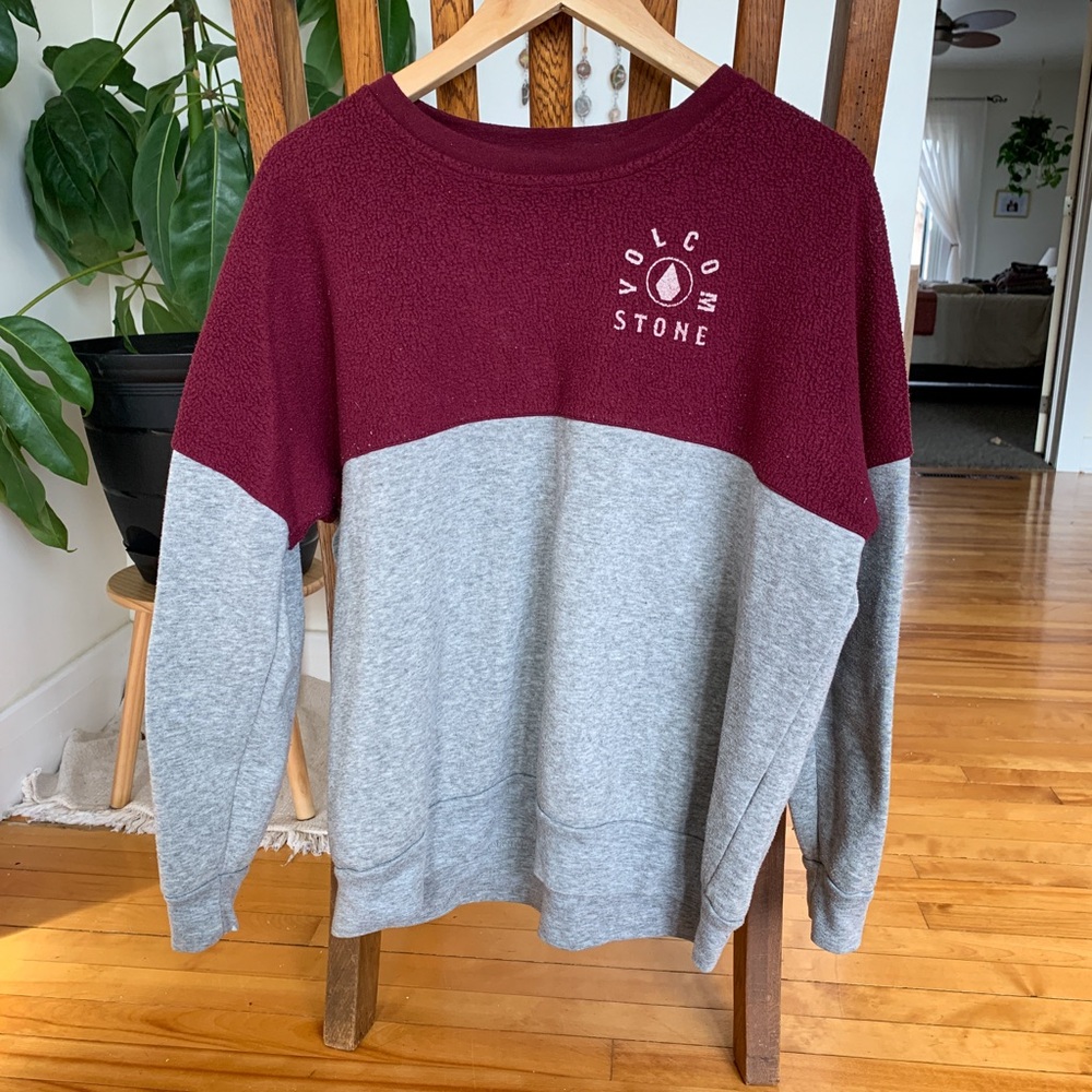 Volcom Women's Two-Tone crew neck Sweater - Burgundy and Gray